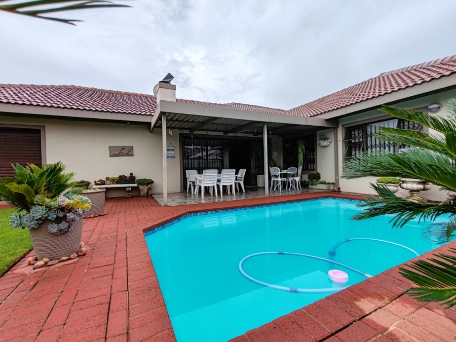4 Bedroom Property for Sale in Baillie Park North West